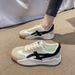 Platte witte hardloopschoenen