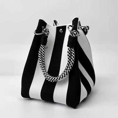 🏆👜 Oferta por Tiempo Limitado: 50% DESCUENTO 🌴 Bolso Cubo de Punto Boho a Rayas para Mujer – Bolso de Hombro Artesanal para Playa y Verano