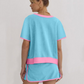 Modieuze tweedelige set van top met korte mouwen en korte broek met colour block design voor vrouwen